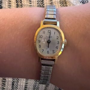 Vintage Timex Silver & Gold Stainless Steel/Metal Bracelet Watch